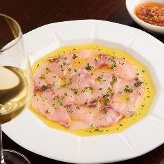 三陸宮古と築地直送の新鮮魚介類のカルパッチョなどもご用意