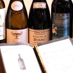 ワインをはじめ、ノンアルコールドリンクまで多数取り揃え