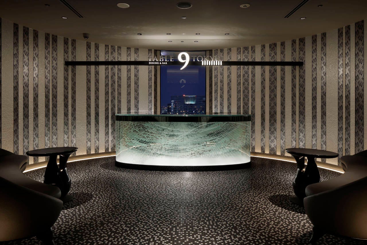 DINING ＆ BAR TABLE 9 TOKYO