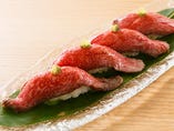 常陸牛(ひたちぎゅう)の低温調理ローストビーフ寿司
