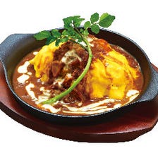 ポルチーニ薫る牛肉ときのこのごちそうシチューオムライス