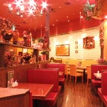 ゆっくり過ごしていただけるようソファ席も準備しております♪