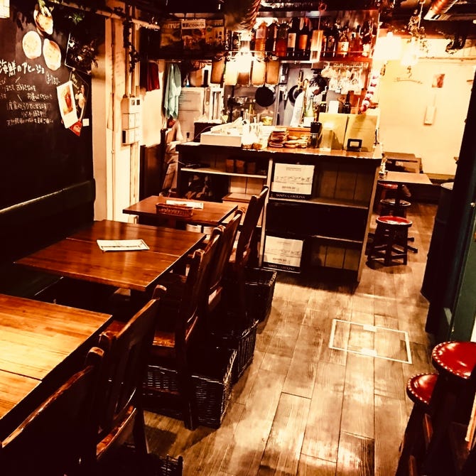 とある池袋のビストロ酒場 Bisrock 気軽にワインを 池袋 イタリアン イタリア料理 ぐるなび