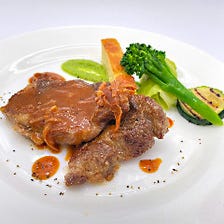 Iberico pluma grillé sauce xérèz
イベリコ豚プルマのグリエ　生ハム風味　シェリーソース