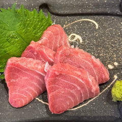 デリシャスで炙りシャス 天然ミナミマグロの大トロ脳天炙り