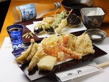 《Sコース》小鉢、刺身盛り合わせ、一品料理一種、天ぷら全10種(巻き海老、旬の魚介や野菜等)
