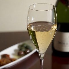CHAMPAGNE CAFE Albente