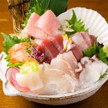 三重県の市場で上がった新鮮な魚をご提供いたします。