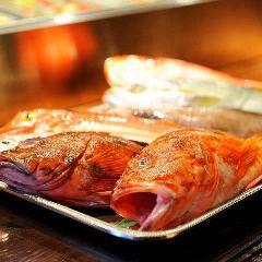 新鮮な魚を使ったお料理が人気！お好きな魚をお好きな調理法で
