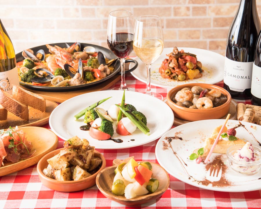 平日 月 木限定 パエリアと生ビール スパークリング3種類の２時間飲み放題付き女子会コース の詳細 スペインバル Chico 鶴見西口 鶴見 スペイン料理 ぐるなび