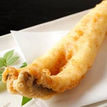 江戸前天ぷらの華「穴子」は老舗の揚げ技でスフレのような食感に