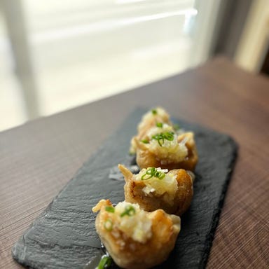 餃子とワイン 果皮と餡_牛タン ネギ塩ダレ 焼餃子(4個)