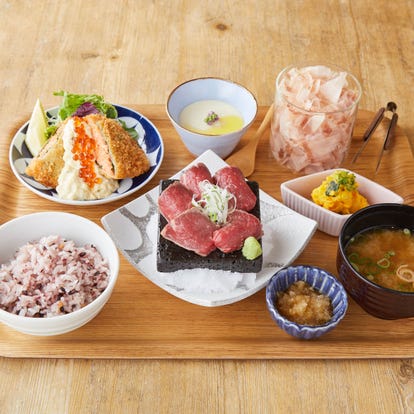 美味しい海鮮丼が食べたい 梅田でおすすめしたい人気のお店 ぐるなび