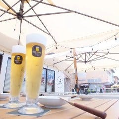 屋外で飲むお酒はまた一味違う‥！ビアガーデン利用も大歓迎！