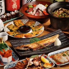 【個室完備】つまみ寿司と炉端焼き はなこま 東京駅前店_【音コース】海鮮とあて巻き寿司と炉端焼きを手軽に堪能できる【3h飲み放題付/8品/4000円】