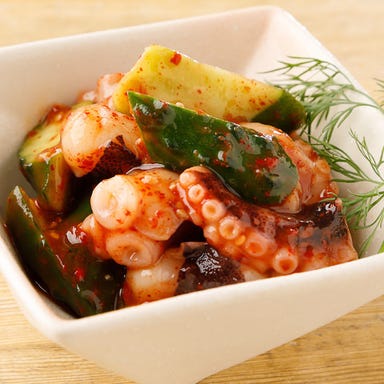 【個室完備】つまみ寿司と炉端焼き はなこま 東京駅前店_たこ胡瓜