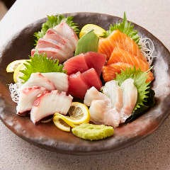 A5ランク黒毛和牛と沼津産直送鮮魚 八っちゃん 柏東口店