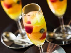 最後のデザートまで 目を釘付けにする