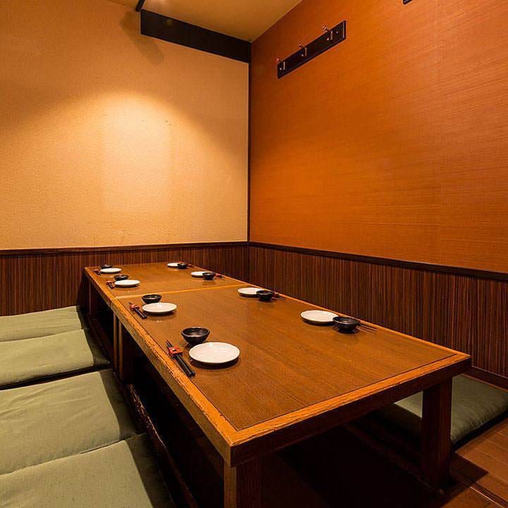 鍋と溶岩焼肉 華まる ご家族向け個室完備 個室で楽しむ鍋 焼肉