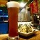 自家製『燻製ビール』が大人気♪
ピスタチオの燻製とご一緒に♪