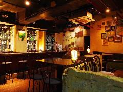 HACHIRO’S BAR AND CAFE