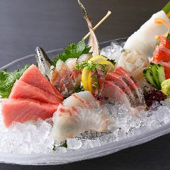 虎連坊 ヒルトンプラザウエスト店_産地直送の鮮魚　その時期しか捕れない旬の魚を！【-】