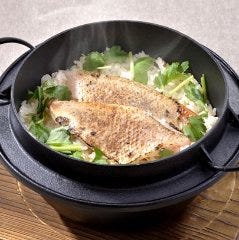 虎連坊 ヒルトンプラザウエスト店_のどぐろの鉄釜炊き飯