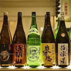 虎連坊 ヒルトンプラザウエスト店_全国各地から選りすぐりの日本酒を多数ご用意しております！
