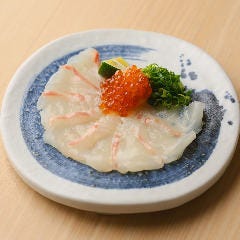 虎連坊 ヒルトンプラザウエスト店_真鯛薄造り　イクラ卸し醤油