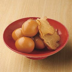 燻製うずらといぶりがっこ 虎連坊 ヒルトンプラザウエスト店_燻製うずらといぶりがっこ