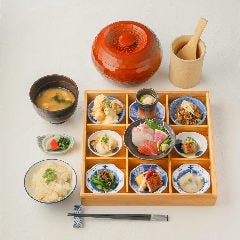 虎連坊 ヒルトンプラザウエスト店_★鯛めし食べ放題！
季節の松華堂がご予約承り中！