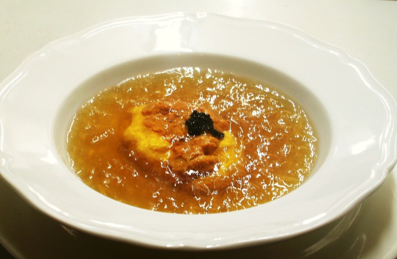 生うにのコンソメのゼリー