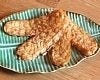 テンペの素揚げ（大豆を発酵させた健康食品）