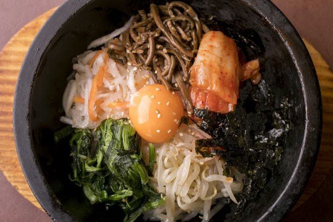 22年 最新グルメ 安い 旨い焼肉食べ放題 半個室 極 Kiwa はなれ 横浜西口 横浜駅 レストラン カフェ 居酒屋のネット予約 神奈川版