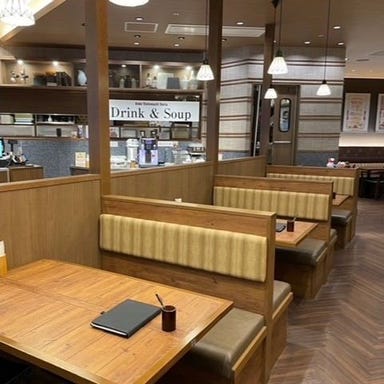 神戸元町ドリア THE OUTLETS HIROSHIMA店_ゆったりとおくつろぎいただけます♪