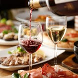 イタリア産にこだわった厳選ワインと自慢の料理をご堪能ください。