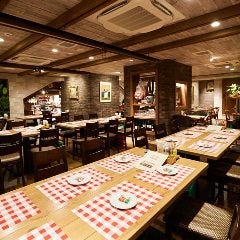 120名様以上で店内貸切承ります！プロジェクター設備も充実！