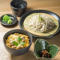 小ぶりな丼御膳