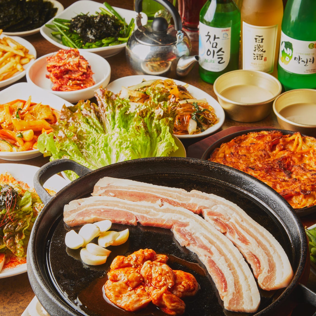 当店自慢の韓国料理を時間いっぱい楽しめる食べ飲み放題コース