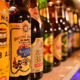 世界40カ国以上、約120種類のビールが楽しめる！