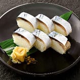 　鯖姿すし