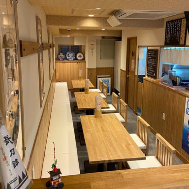 天ぷら・割鮮酒処 へそ京都店_奥でゆっくりできるテーブル