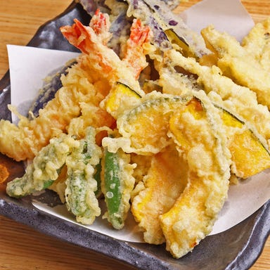 天ぷら・割鮮酒処 へそ京都店_サクサクの揚げたて天ぷらが自慢♪