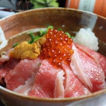 ［肉料理が味わえるバル］梅田 肉バル 鉄ぺーの画像