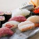 江戸前寿司誕生時に使われていた赤酢を使った十二颯の寿司。