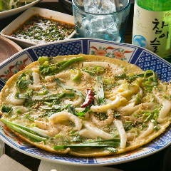 白レバーと薬膳鍋 和食居酒屋 萬菜酒場 横須賀中央