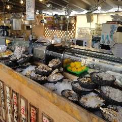 かき小屋本舗 牡蠣舟