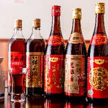 中国酒は紹興酒の他にもあんずのお酒など果実酒も多彩にご用意