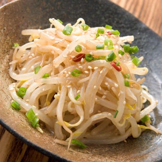 しぶや駄菓子バー メニュー 1 ラーメン屋さんの味付けもやし ぐるなび