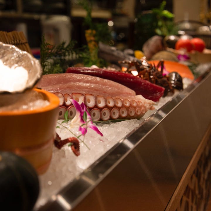 紀州から直送する新鮮な旬の魚介を様々なお料理でご堪能ください